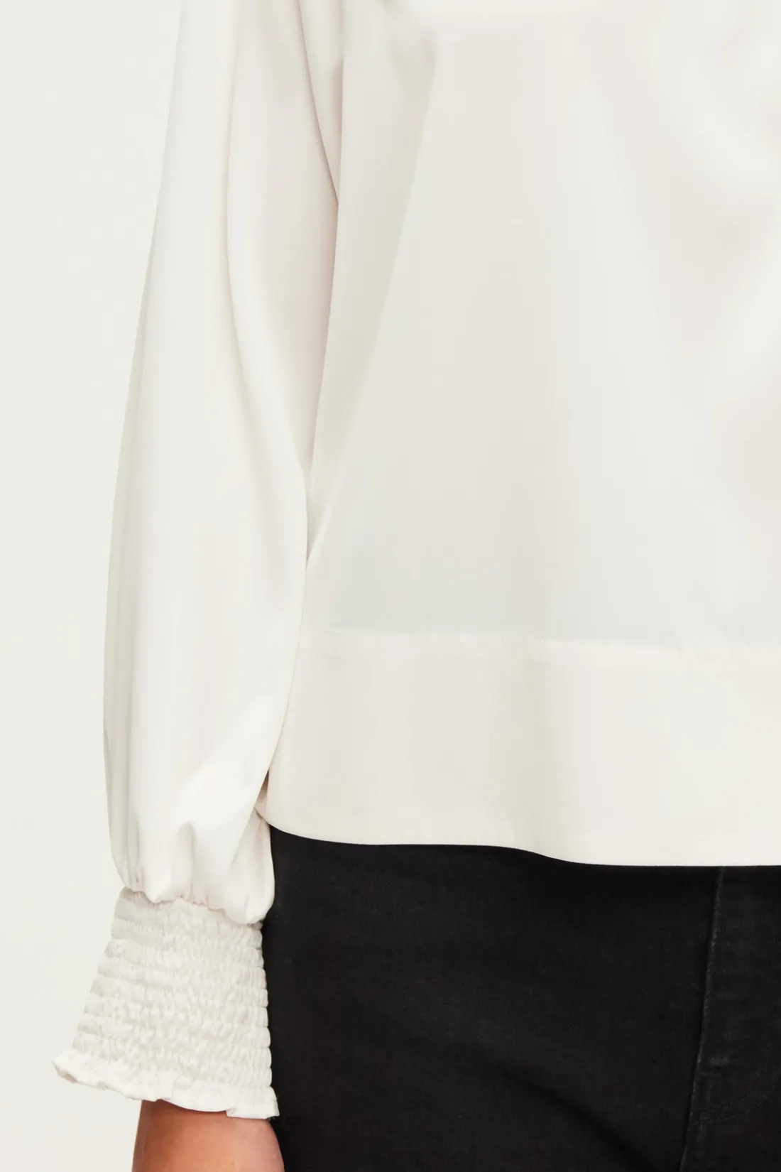 Pablo Blouse en satin écru à col montant - BERYLL Ecru Cheap