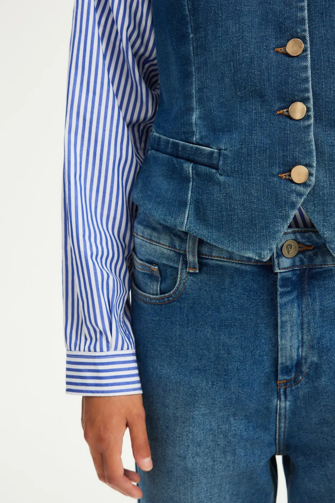 Pablo Gilet sans manches en denim - BELLAMY Jeans Hot