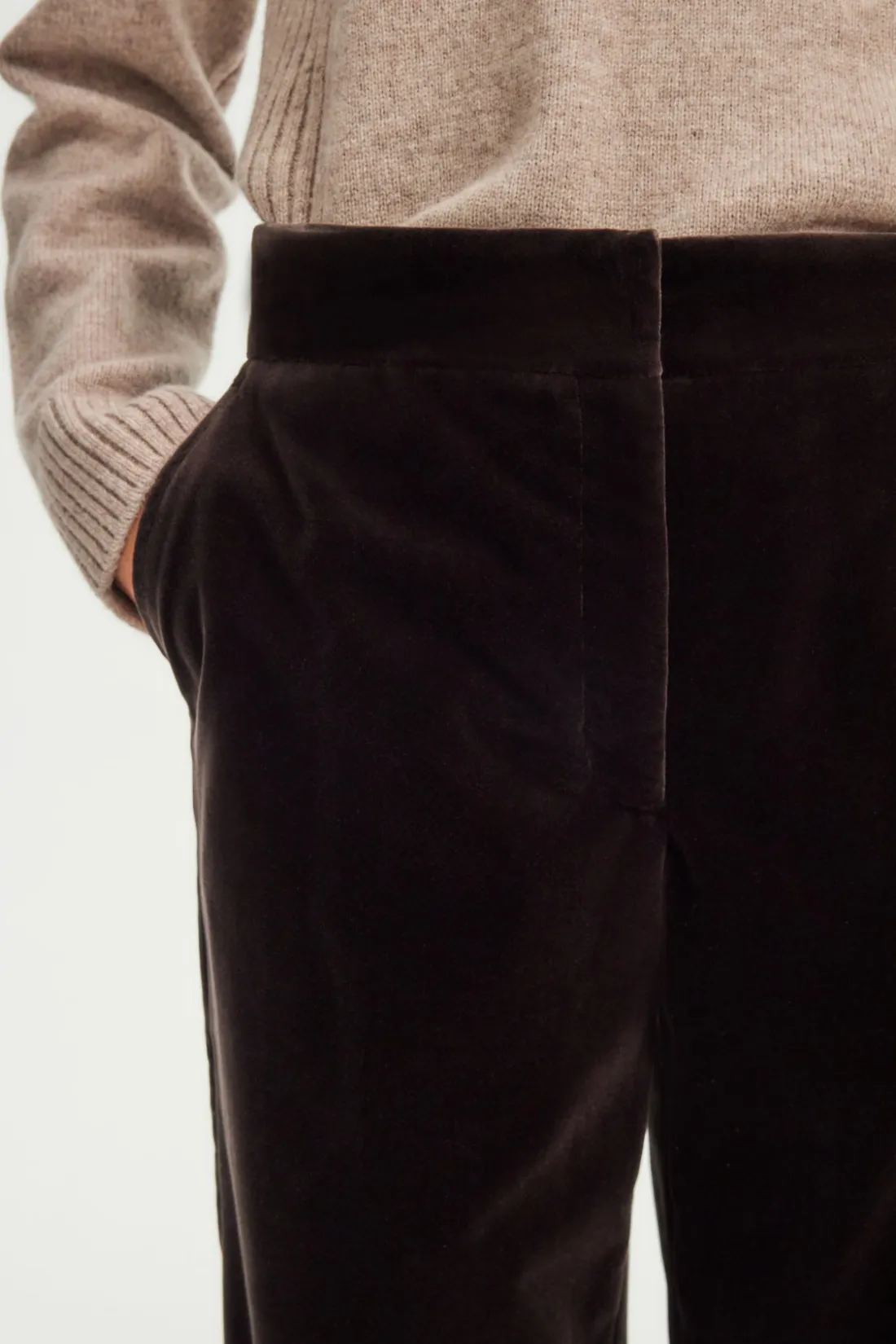 Pablo Pantalon large en velours lisse - NAIS Cinanon Fashion