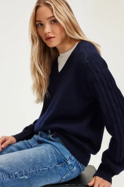 Pablo Pull en laine aux manches ajourées - JIOTI Marine Best