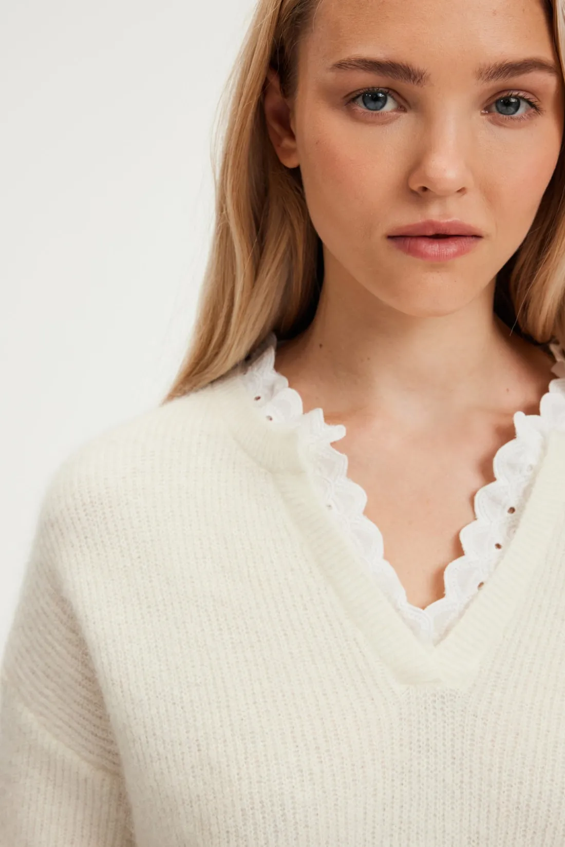 Pablo Pull mohair à col dentelle - JULETTE Ecru Discount